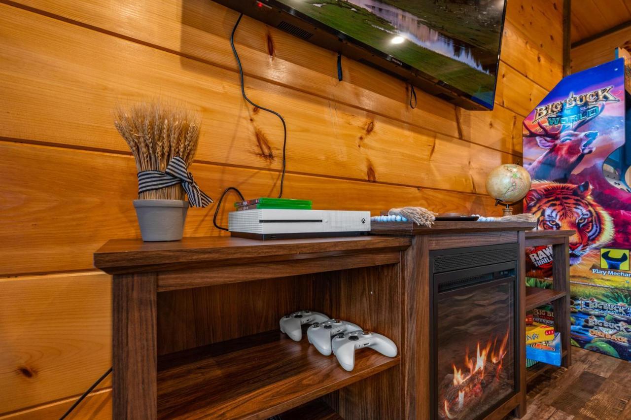 The Overlook - '21 Cabin - Gorgeous Unobstructed Views - Fire Pit Table - Gamerm - Hottub - Xbox - Lots Of Bears 개틀린버그 외부 사진