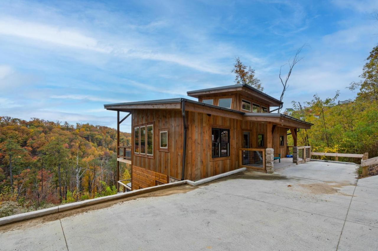 The Overlook - '21 Cabin - Gorgeous Unobstructed Views - Fire Pit Table - Gamerm - Hottub - Xbox - Lots Of Bears 개틀린버그 외부 사진